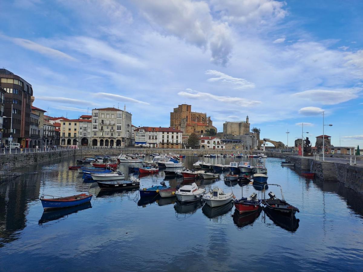 Ostende กาสโตร-อูร์เดียเลส ภายนอก รูปภาพ